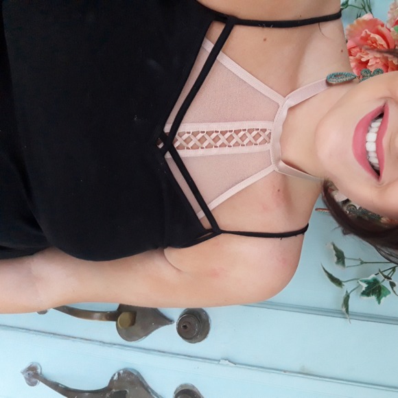 Meet your Posher, Amber - Picture 1 of 1